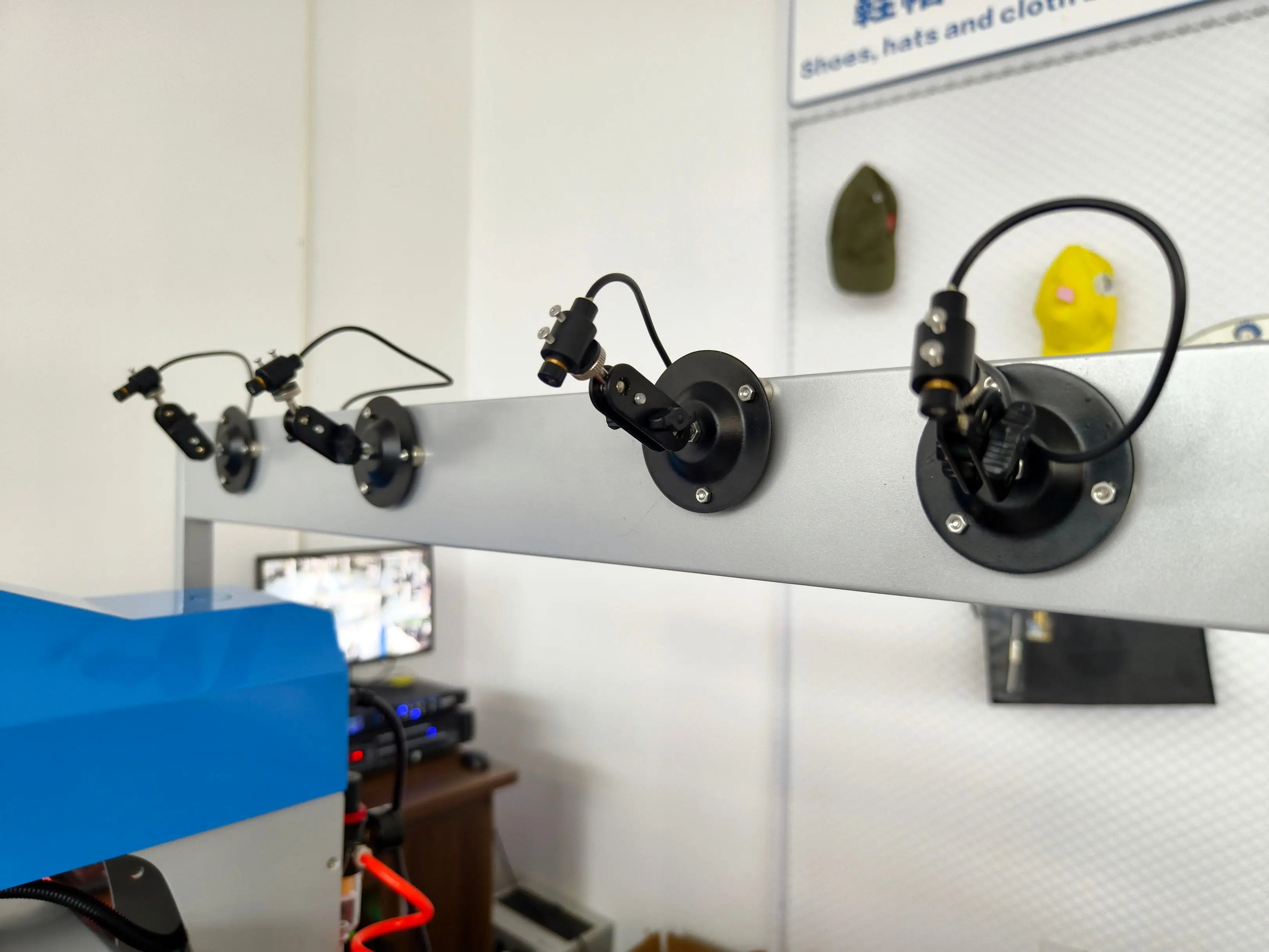 AUDLEY Pro Dual-Station Heat Transfer Machine for DTF Printing – High-Precision, Semi-Automatic Press with Pneumatic Adjustment and Infrared Locator